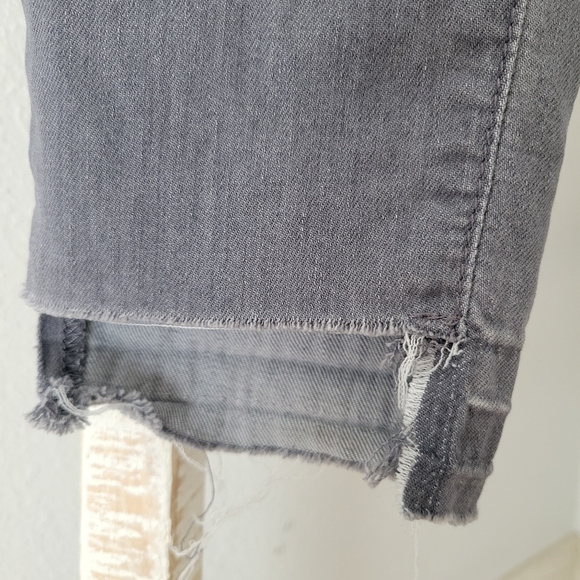 Joe's Jeans High Rise Skinny Ankle Lacey Sz 29 Faded Gray - Picture 10 of 13